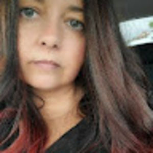 Meet your Posher, Tia